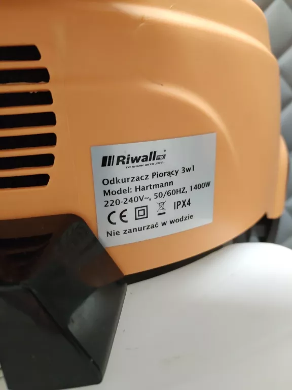 odkurzacz-pioracy-riwall-hartmann-3w1-moc-200000
