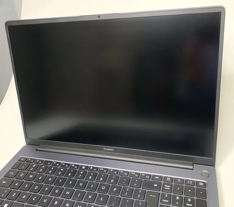 LAPTOP HUAWEI MATEBOOK D16 16GB RAM/ 1TB SSD
