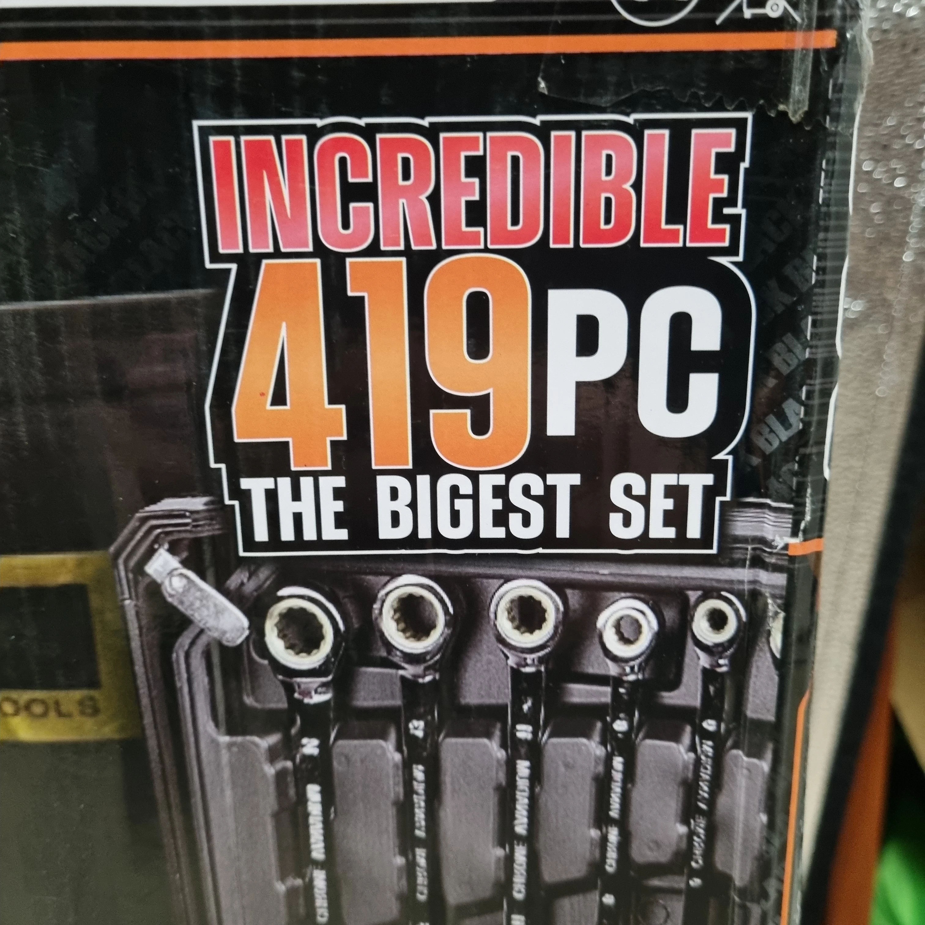 zestaw-narzedzi-w-walizce-419el-black-18601-ean-gtin-5905427502838