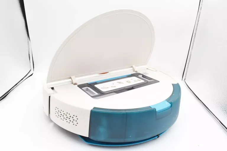 ROBOT ODKURZAJĄCO-MOPUJĄCY PHILIPS XU7100/02 SERIA AQUA 7000 BIAŁO-ZŁOTY