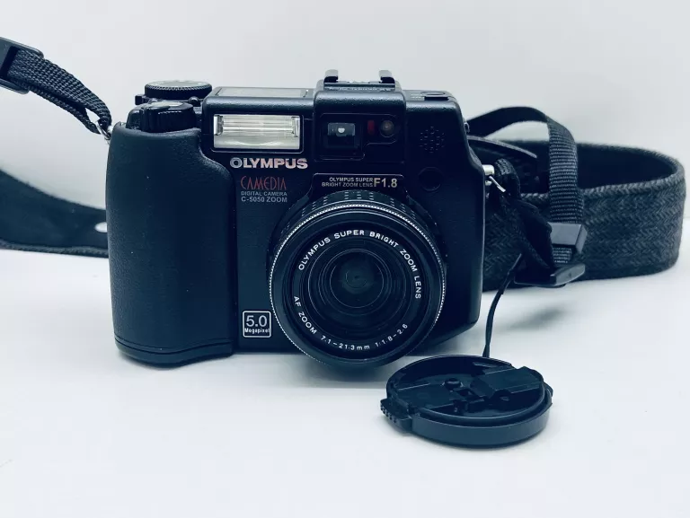 OLIMPUS APARAT C 5050