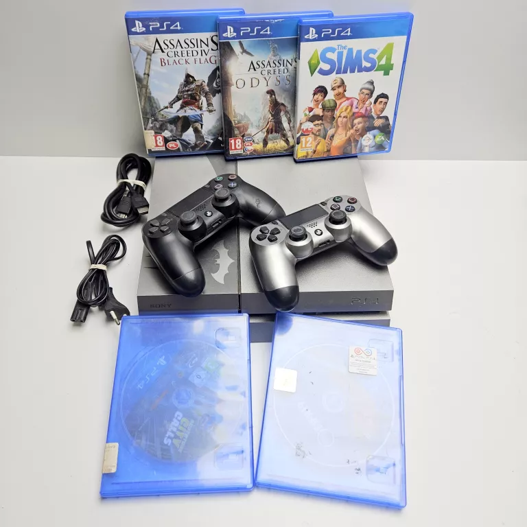 KONSOLA PS4 BATMAN EDITION 500 GB 2 PADY + GRY