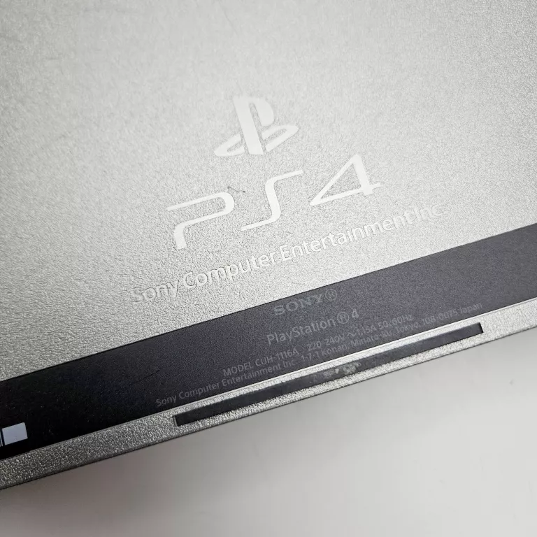KONSOLA PS4 BATMAN EDITION 500 GB 2 PADY + GRY
