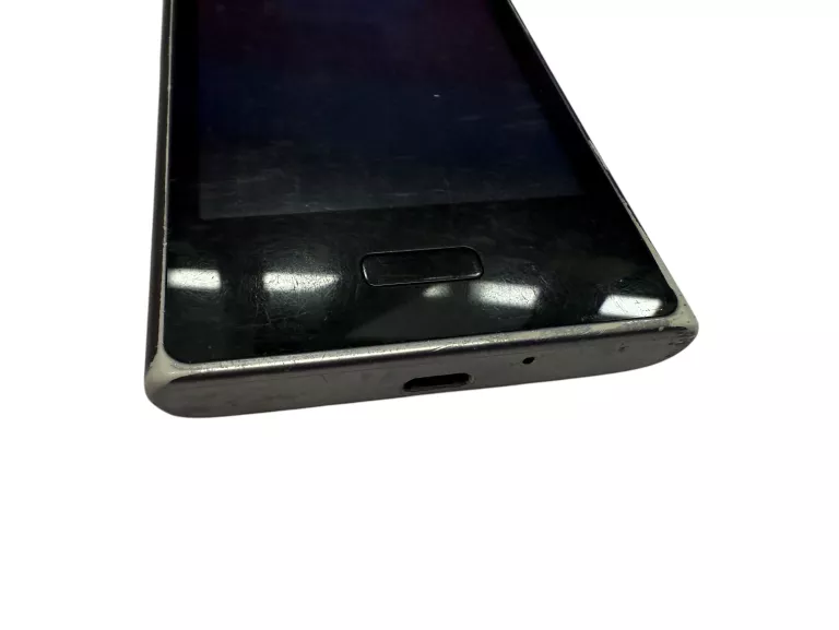 telefon-lg-e400-wbudowana-pamiec-202869-214217