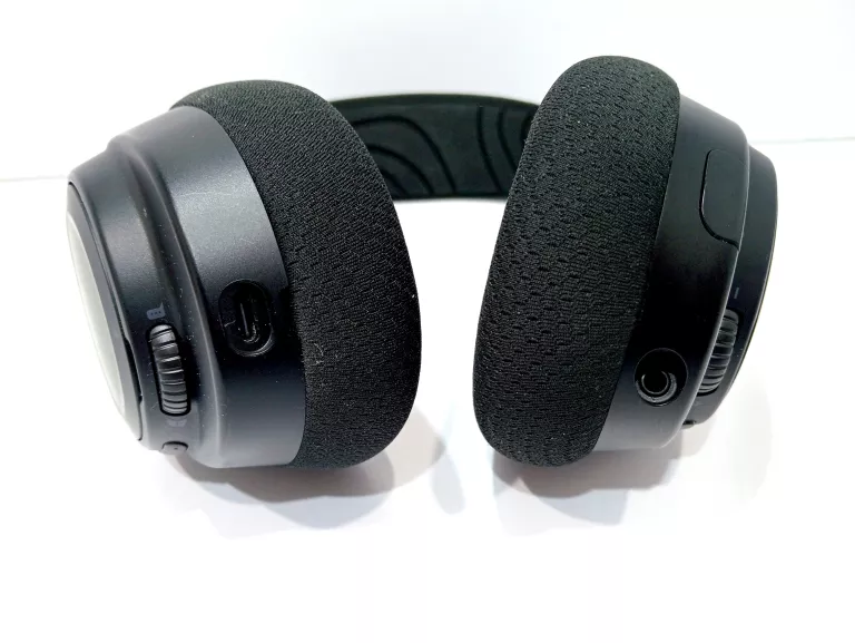 SŁUCHAWKI STEELSERIES ARCTIS NOVA 7 NAUSZNE + PUDEŁKO + PA RA GO N 28.08.2