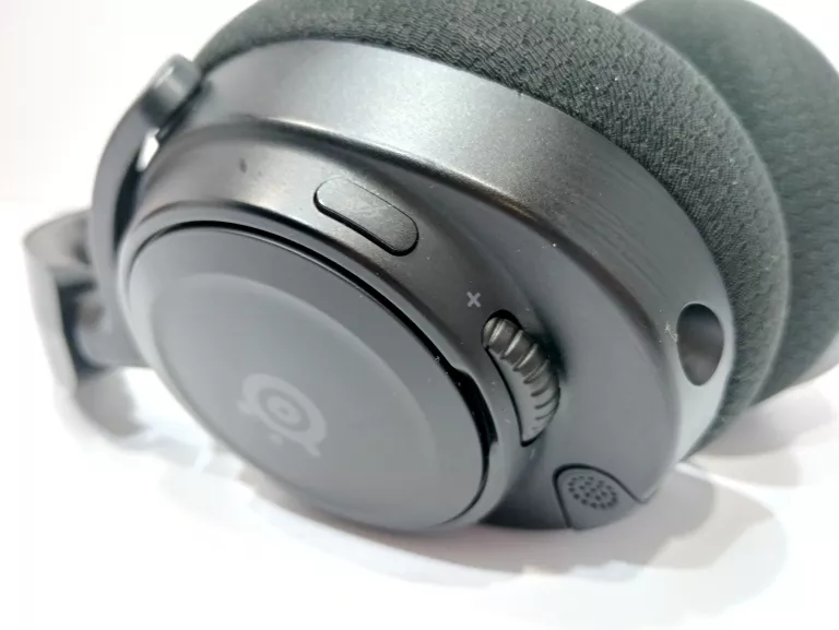 SŁUCHAWKI STEELSERIES ARCTIS NOVA 7 NAUSZNE + PUDEŁKO + PA RA GO N 28.08.2