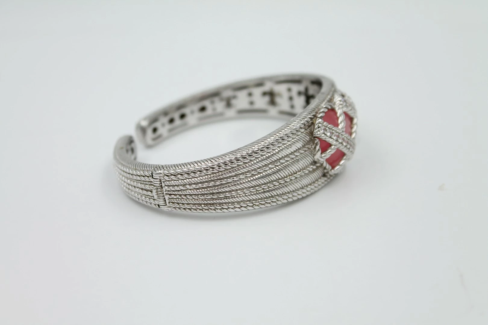 piekna-srebrna-bransoletka-z-kamieniem-rozowe-serce-marka-226434-1704211