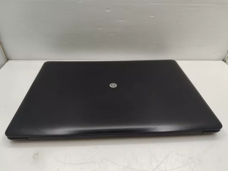 LAPTOP TECHBITE ZIN 2 4GB RAMU/64 GB DYSK + ŁAD