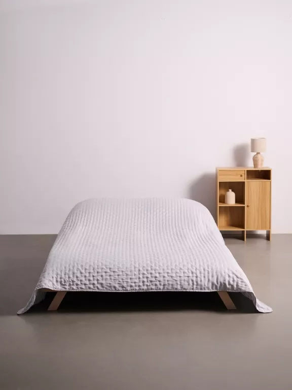 NARZUTA NA ŁÓŻKO 220*240 CM SZARA