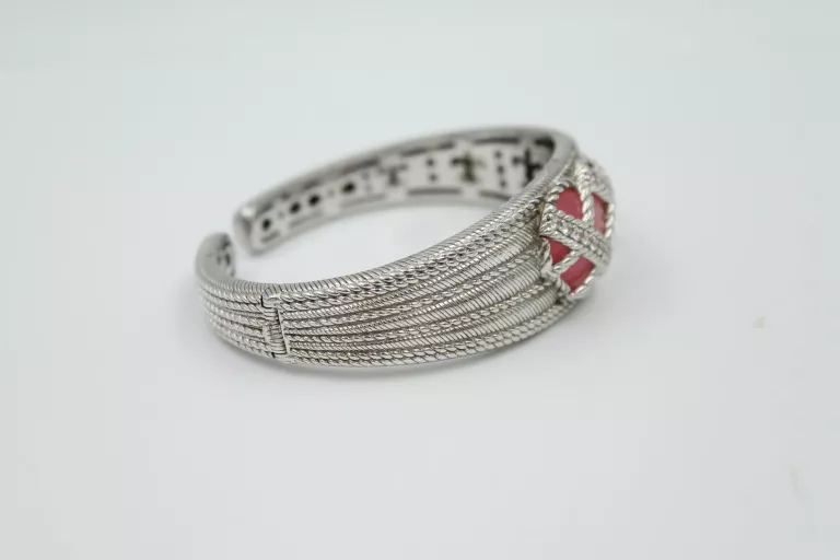 piekna-srebrna-bransoletka-z-kamieniem-rozowe-serce-marka-226434-1704211