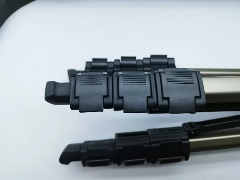 TRIPOD VELBON CX 444