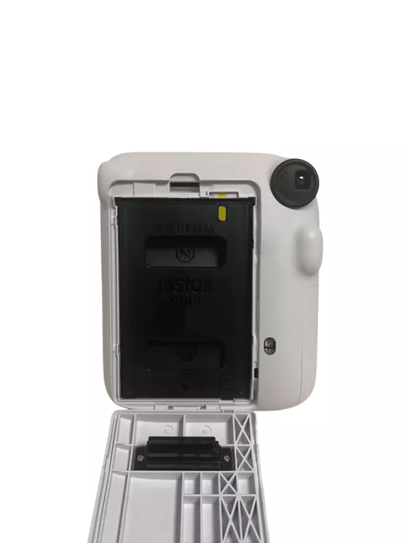 fujifilm-instax-12-mini-etui-model-instax-mini-12