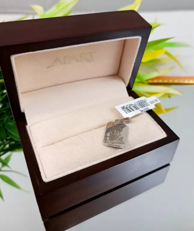 SREBRNY MEDALIK ANIOŁ STRÓŻ 1,8 G 925
