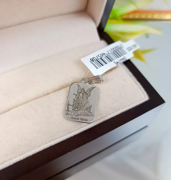SREBRNY MEDALIK ANIOŁ STRÓŻ 1,8 G 925