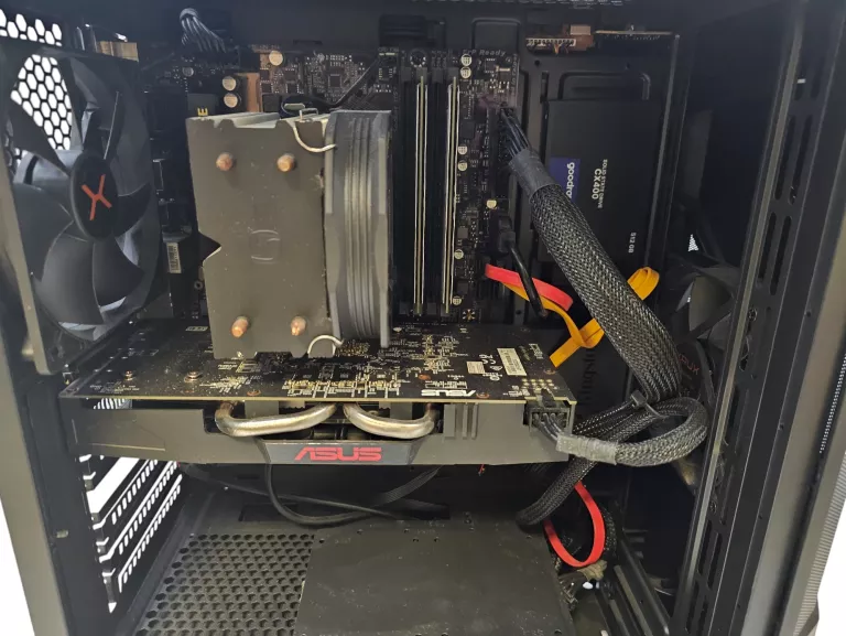 komputer-stacjonarny-i5-7400-16gb-512gb-radeon-rx-570-4gb-krux-w10-liczba-rdzeni-procesora-4329-3