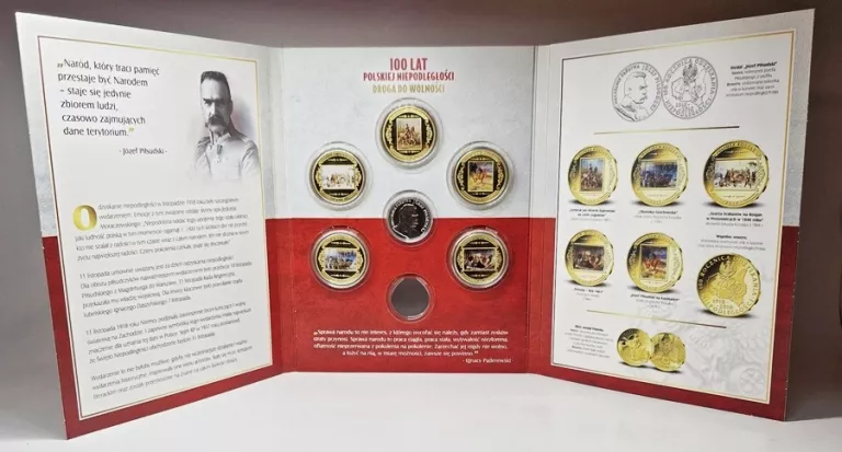 ALBUM 100 LAT NIEPODLEGŁOŚCI POLSKIEJ + MONETY