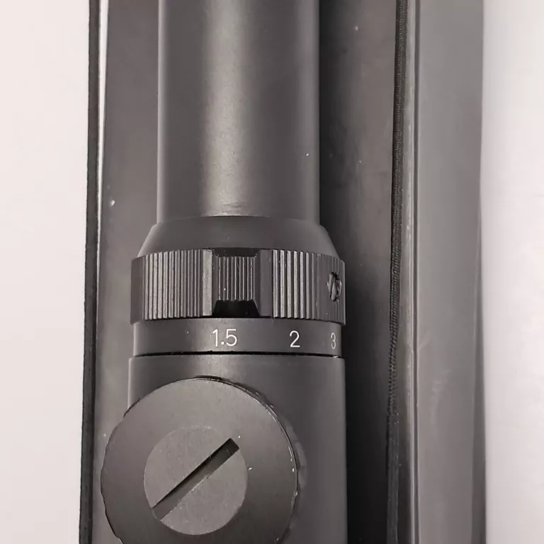 LUNETA MYŚLIWSKA REITZ LUX 1.5-6X42BL