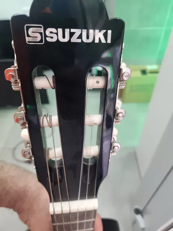GITARA KLASYCZNA SUZUKI SCG - 2 4/4