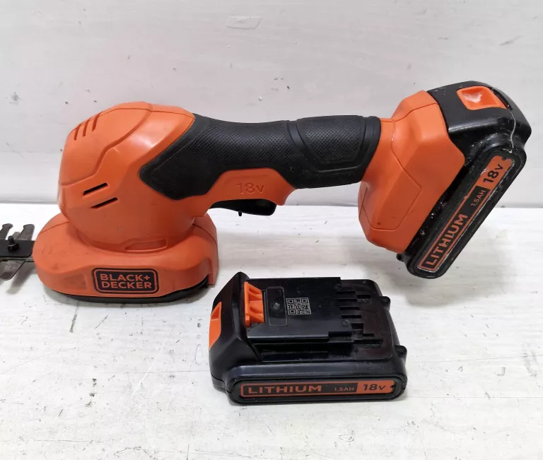 NOŻYCE DO TRAWY I ŻYWOPŁOTU AKUMULATOROWE BLACK DECKER BCSS18 /2X AKU