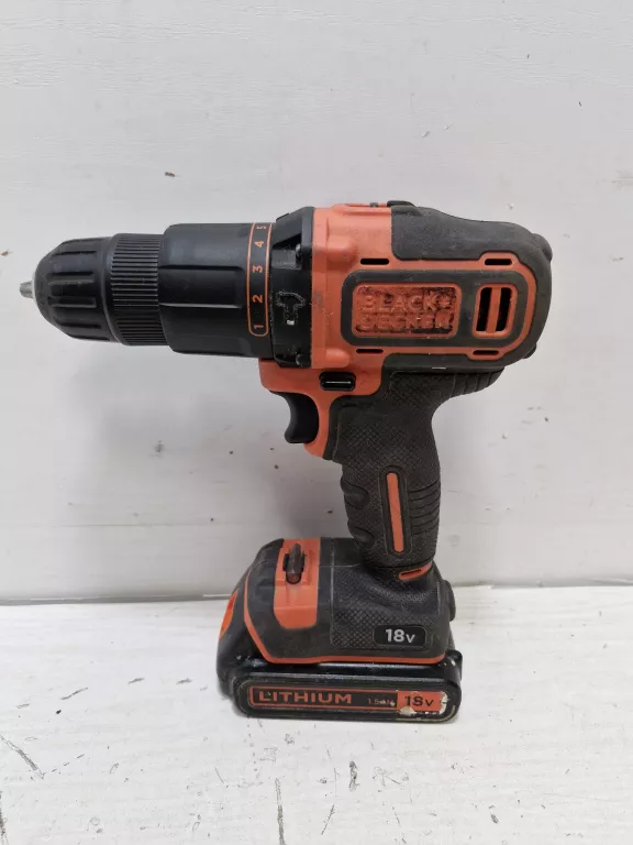 WKRĘTARKA BLACK DECKER BCD700S