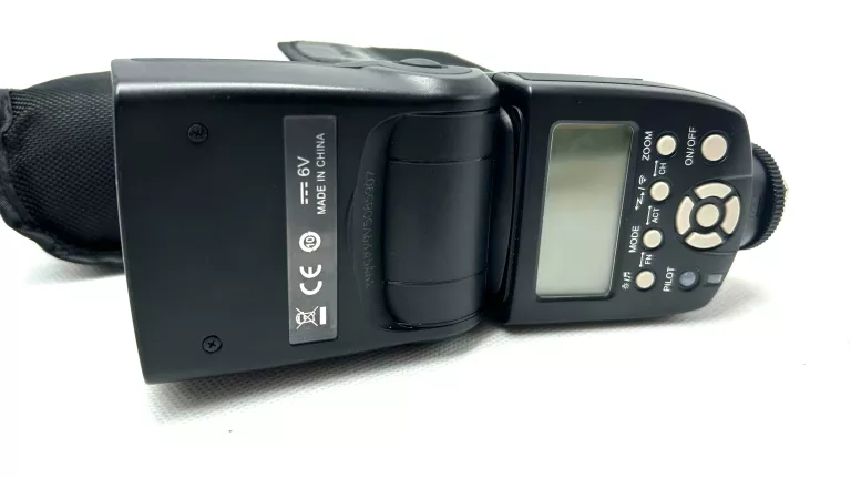 LAMPA BŁYSKOWA YN560 IV SPEEDLITE