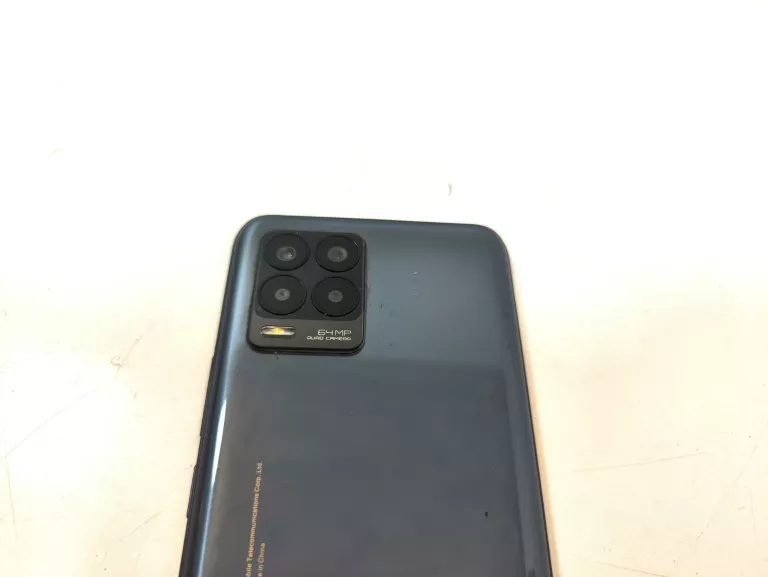 TELEFON REALME 8