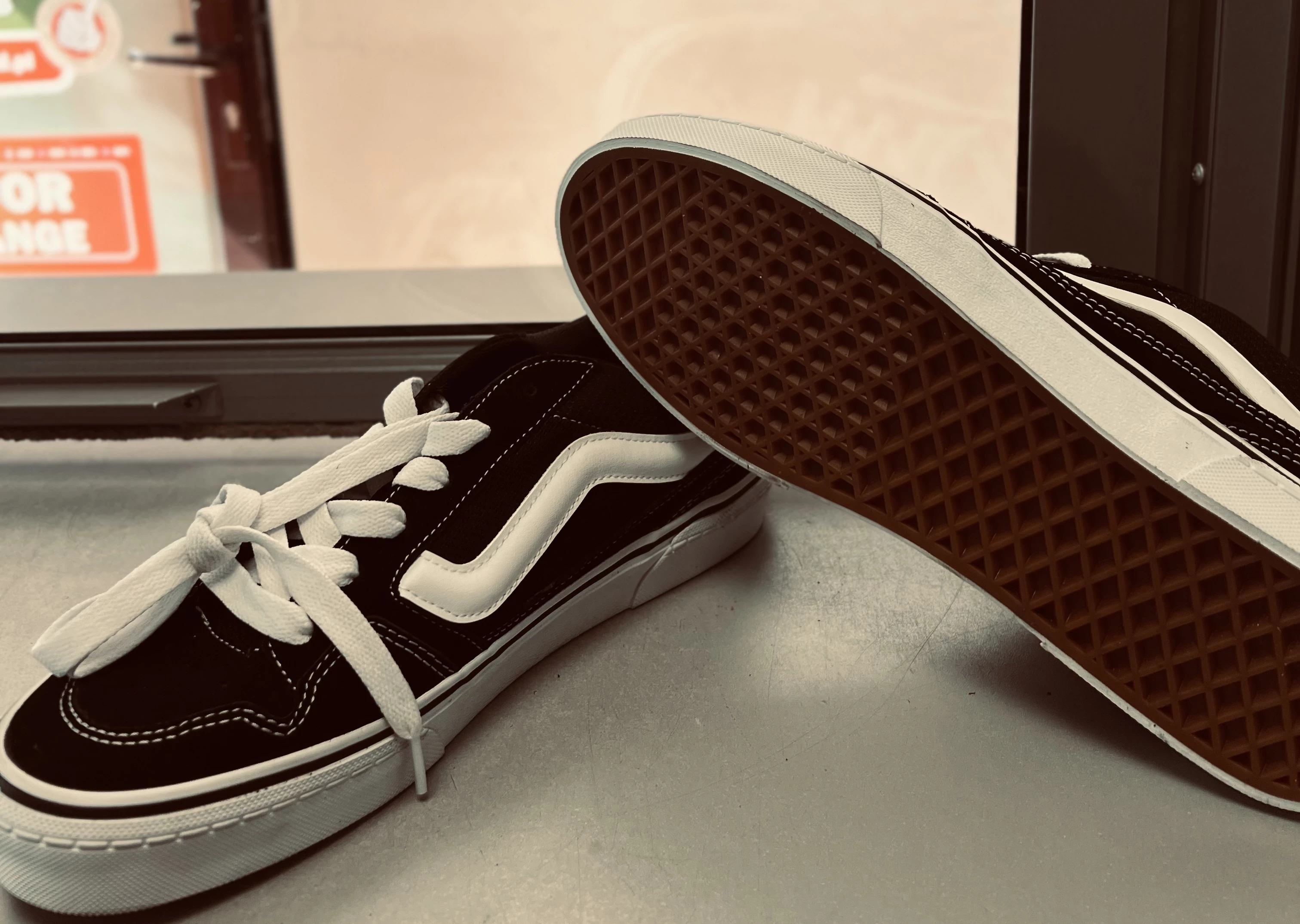 trampki-meskie-buty-old-skool-czarne-vans-caldrone-black-vn0a5jm2ba2-43-ean-gtin-196571170379