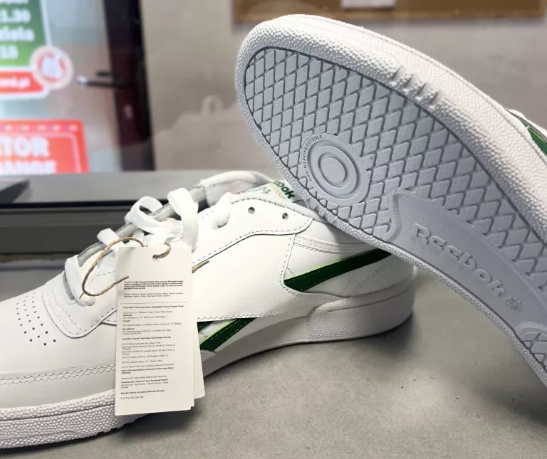 BUTY MĘSKIE REEBOK 100032882 CLUB C REVENGE R,44 1/2