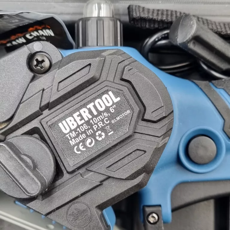 PIŁA DO GAŁĘZI AKUMULATOROWA UBERTOOL GY1144