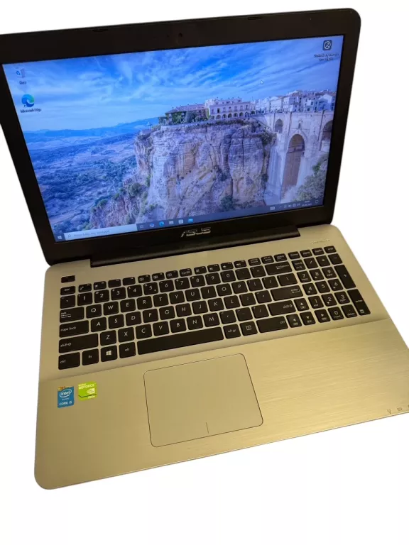 LAPTOP ASUS R556L I5 / 512SSD / 4GB RAM TANIO!!