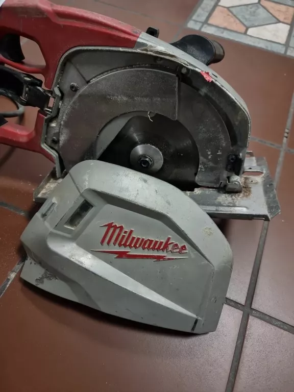 MILWAUKEE MCS 66 - PIŁA DO CIĘCIA METALU NA SUCHO