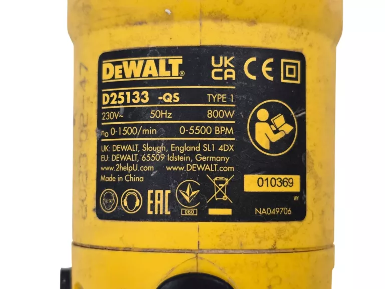 MŁOTOWIERTARKA DEWALT D25133 SDS PLUS 800 W