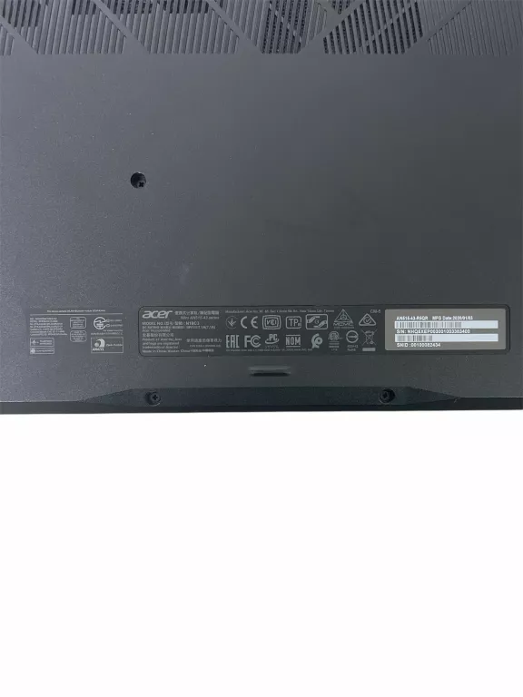 LAPTOP ACER NITRO 5 AMD RYZEN 5 / 8 RAM / RX560 X SERIES