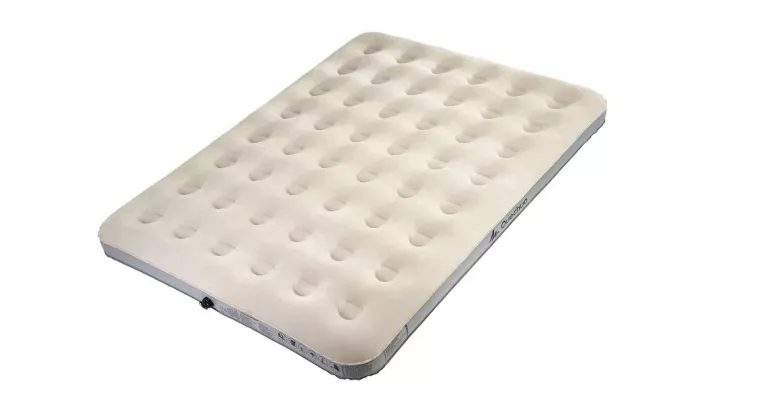 MATERAC AIR BASIC 2-OSOBOWY QUECHUA