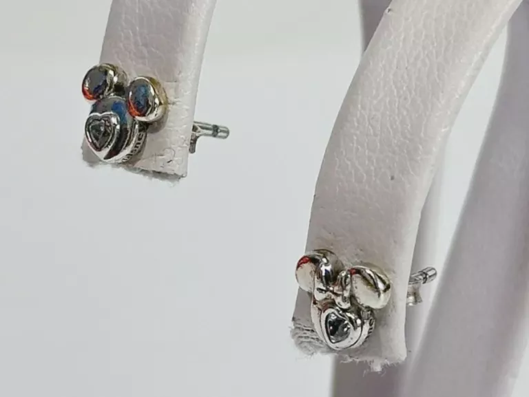 kolczyki-sztyfty-pandora-disney-myszka-miki-i-myszka-minnie-srebro-rodzaj-zapiecia-2207-1