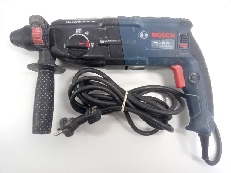 MŁOTOWIERTARKA BOSCH GBH 2-28 DFV WALIZKA + DŁUTA I WIERTŁA