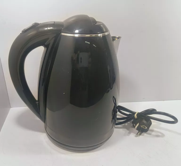 CZAJNIK ELEKTRYCZNY BEZPRZEWODOWY ŁUCZNIK WK-180 1800W 1,8L