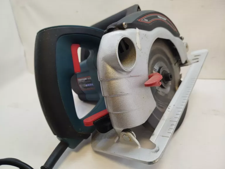 PILARKA TRYTON THP1600