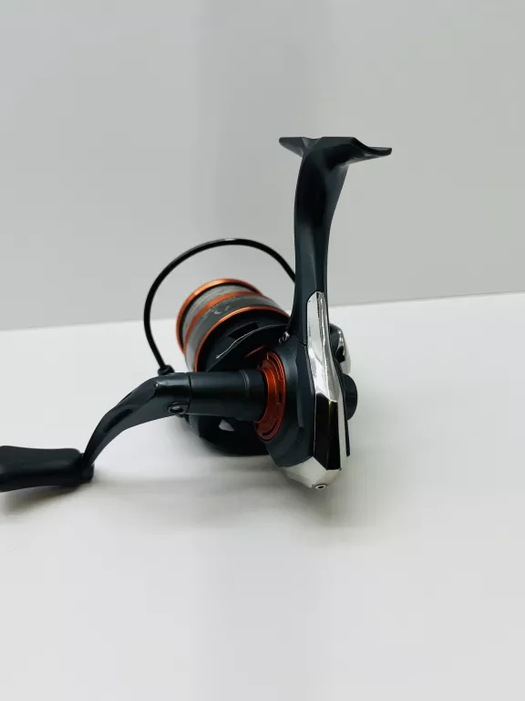 KOŁOWROTEK SAVAGE GEAR SG2