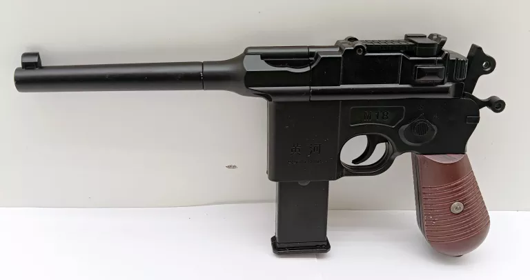 PISTOLET METALOWY NA KULKI M18
