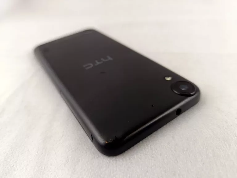 TELEFON HTC DESIRE 530 1,5\16GB PĘKNIĘTY EKRAN