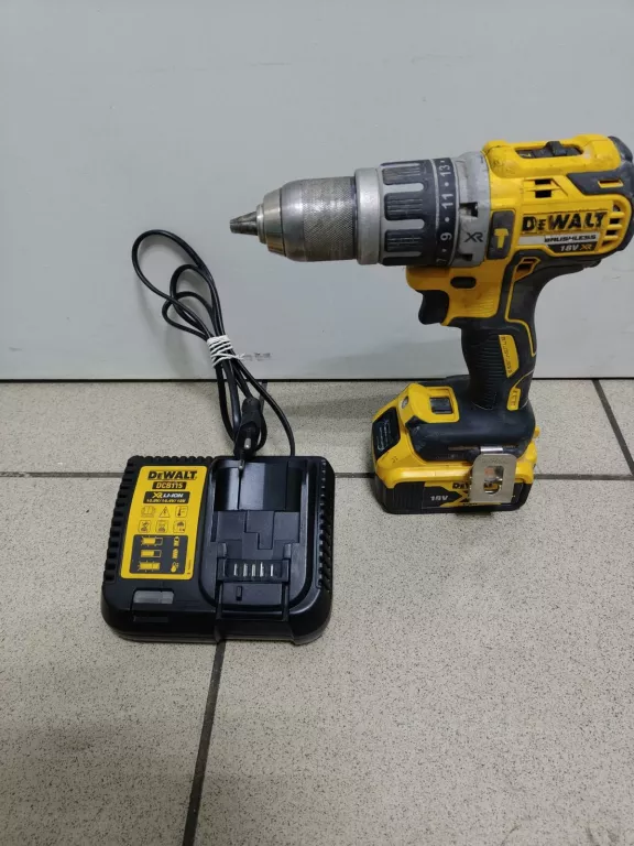 WKRĘTARKA DEWALT DCD796 ŁADOWARKA DCB115 AKUMULATOR DCB184 5AH OPIS