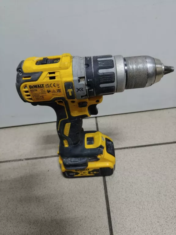 WKRĘTARKA DEWALT DCD796 ŁADOWARKA DCB115 AKUMULATOR DCB184 5AH OPIS