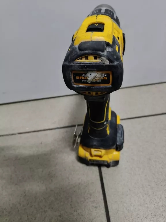 WKRĘTARKA DEWALT DCD796 ŁADOWARKA DCB115 AKUMULATOR DCB184 5AH OPIS