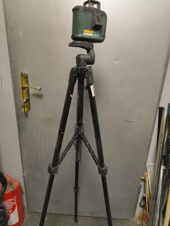 LASER KRZYŻOWY BOSCH ADVANCED LEVEL 360 +STATYW *ZIELONY*