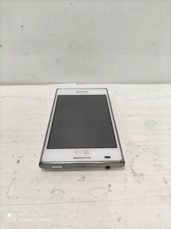 TELEFON LG SWIFT L3 E400