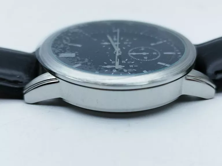 ZEGAREK AVON RVJH9
