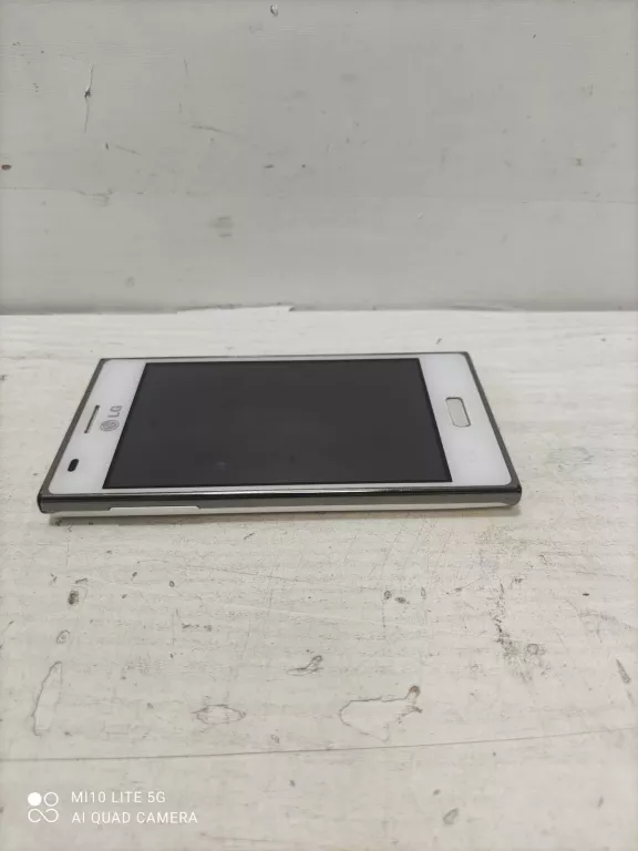 TELEFON LG SWIFT L3 E400