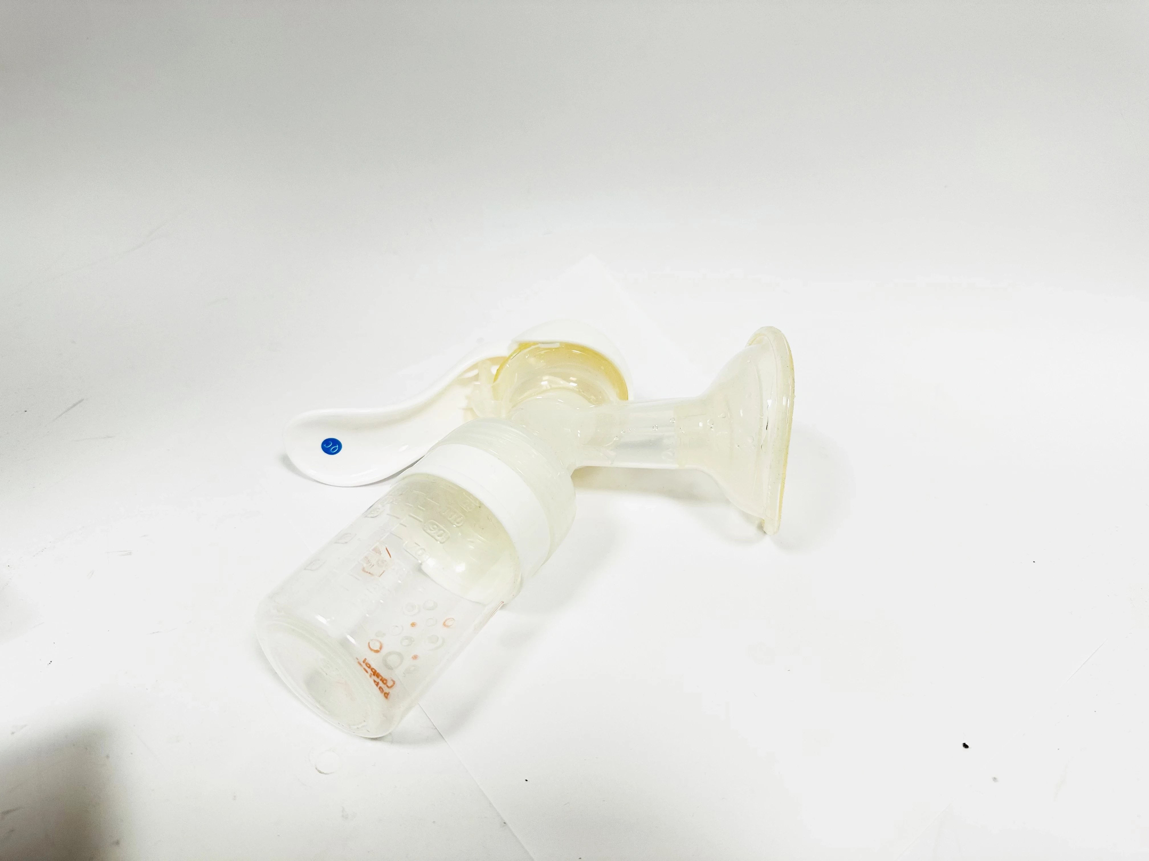 laktator-reczny-canpol-babies-basic-zestaw-stan-11323-2