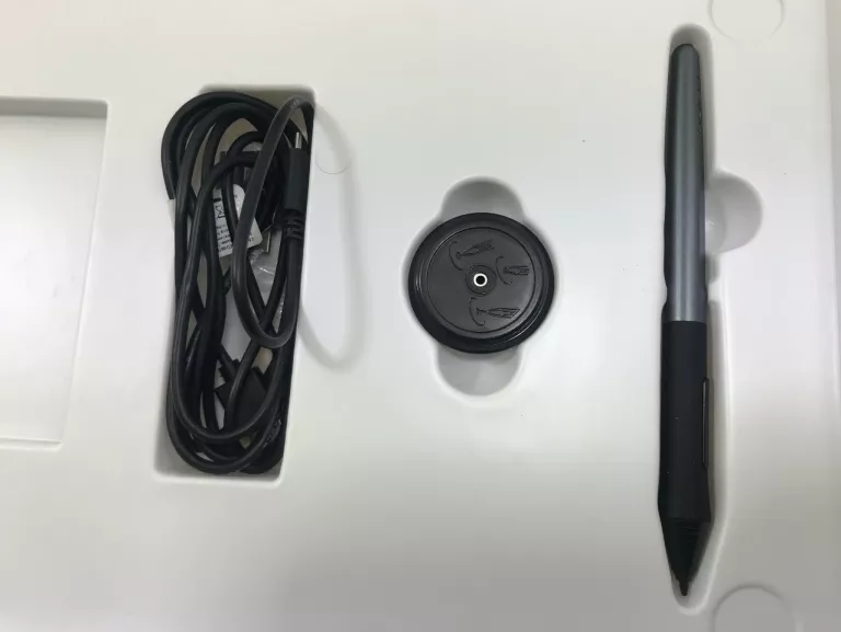 TABLET GRAFICZNY HUION INSPIROY H1161